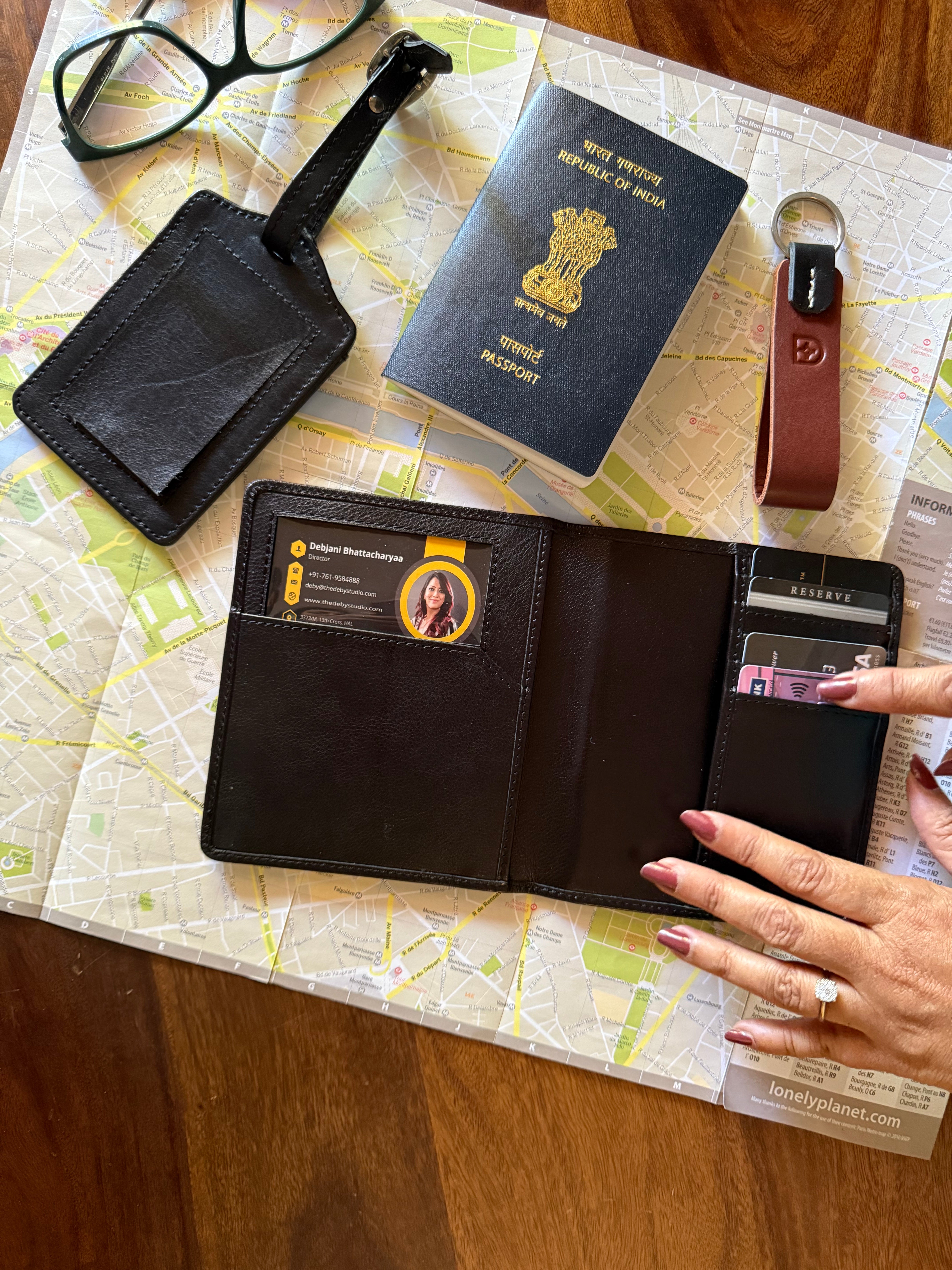 Holden – Travel Wallet