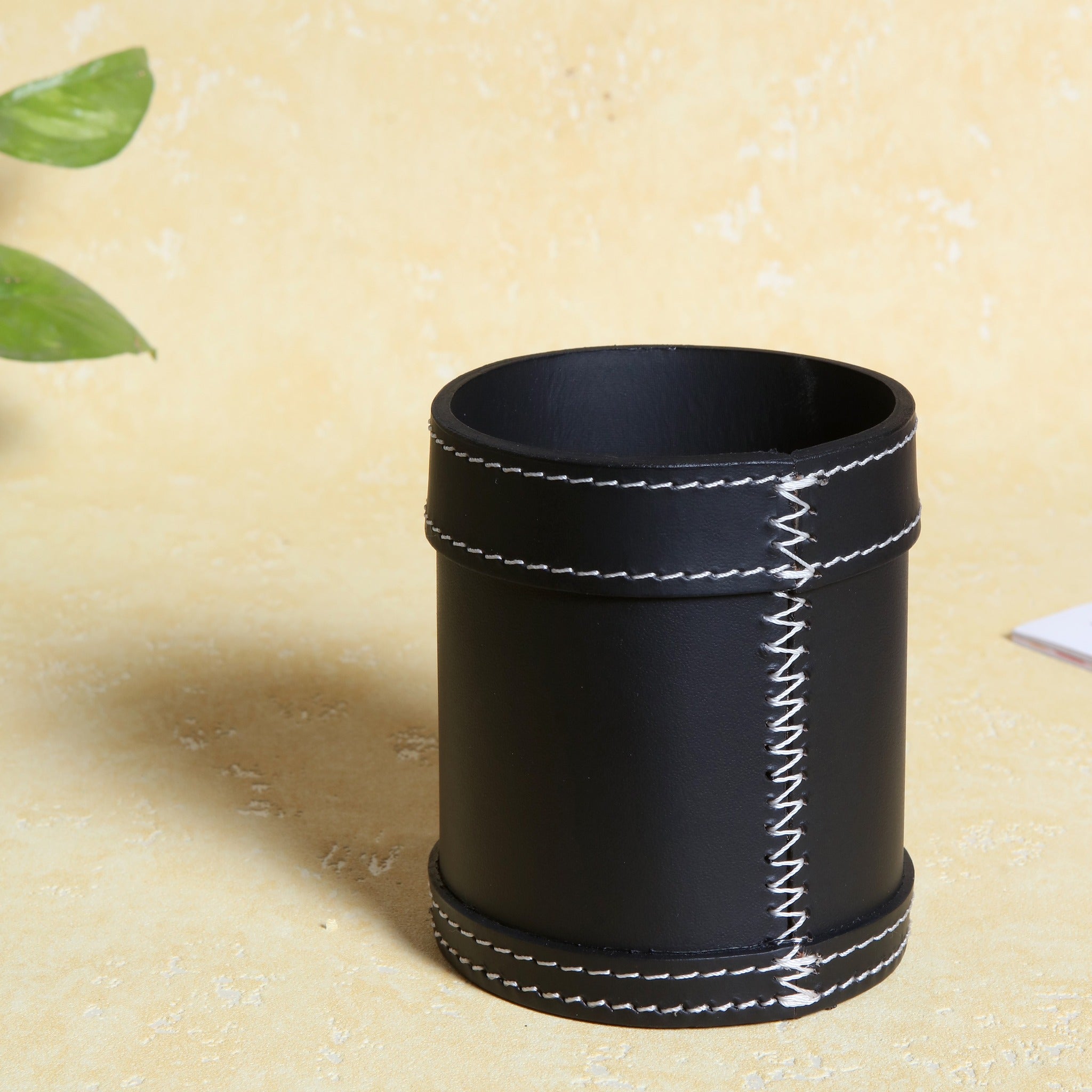 Pencup - Black