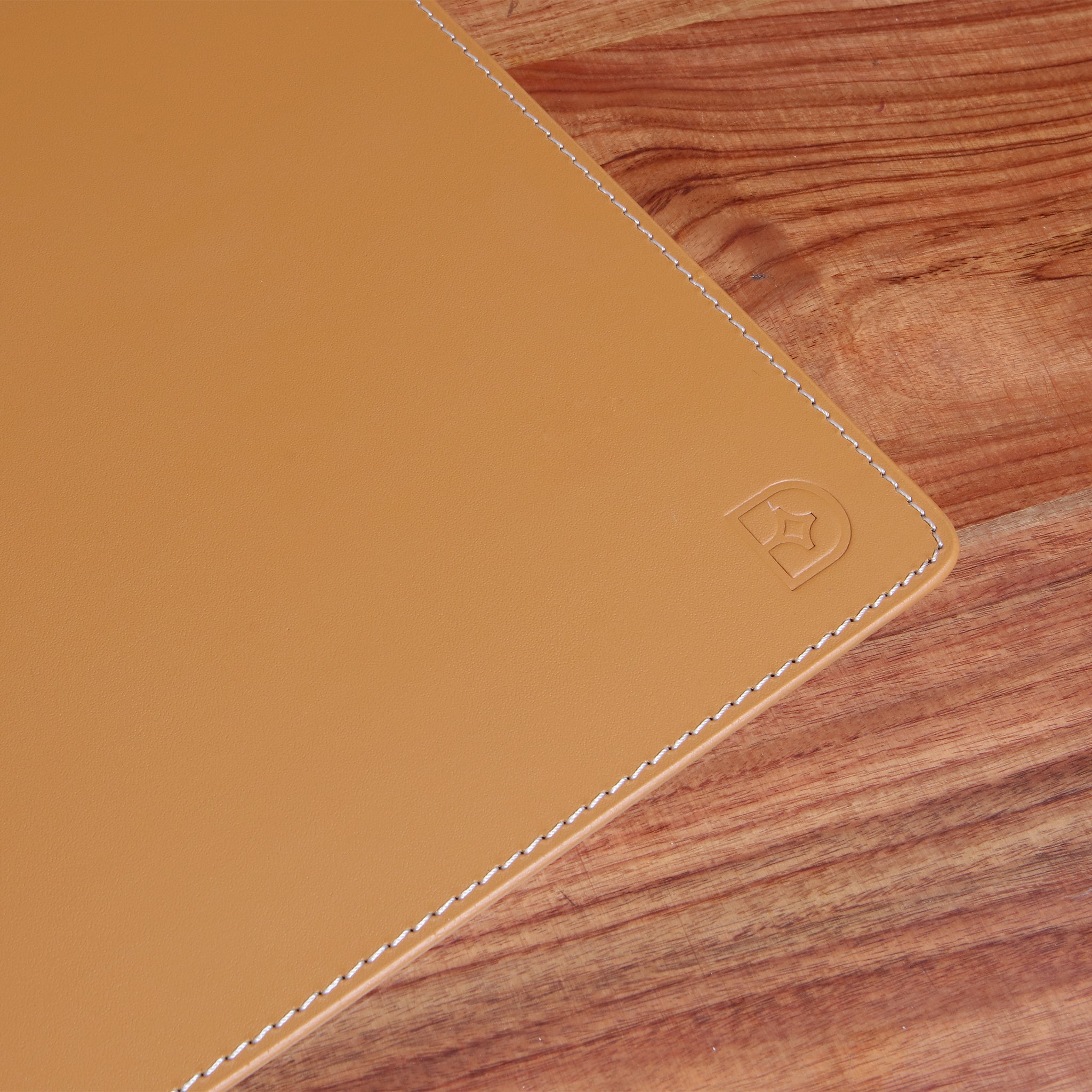 Deskpad - Tan