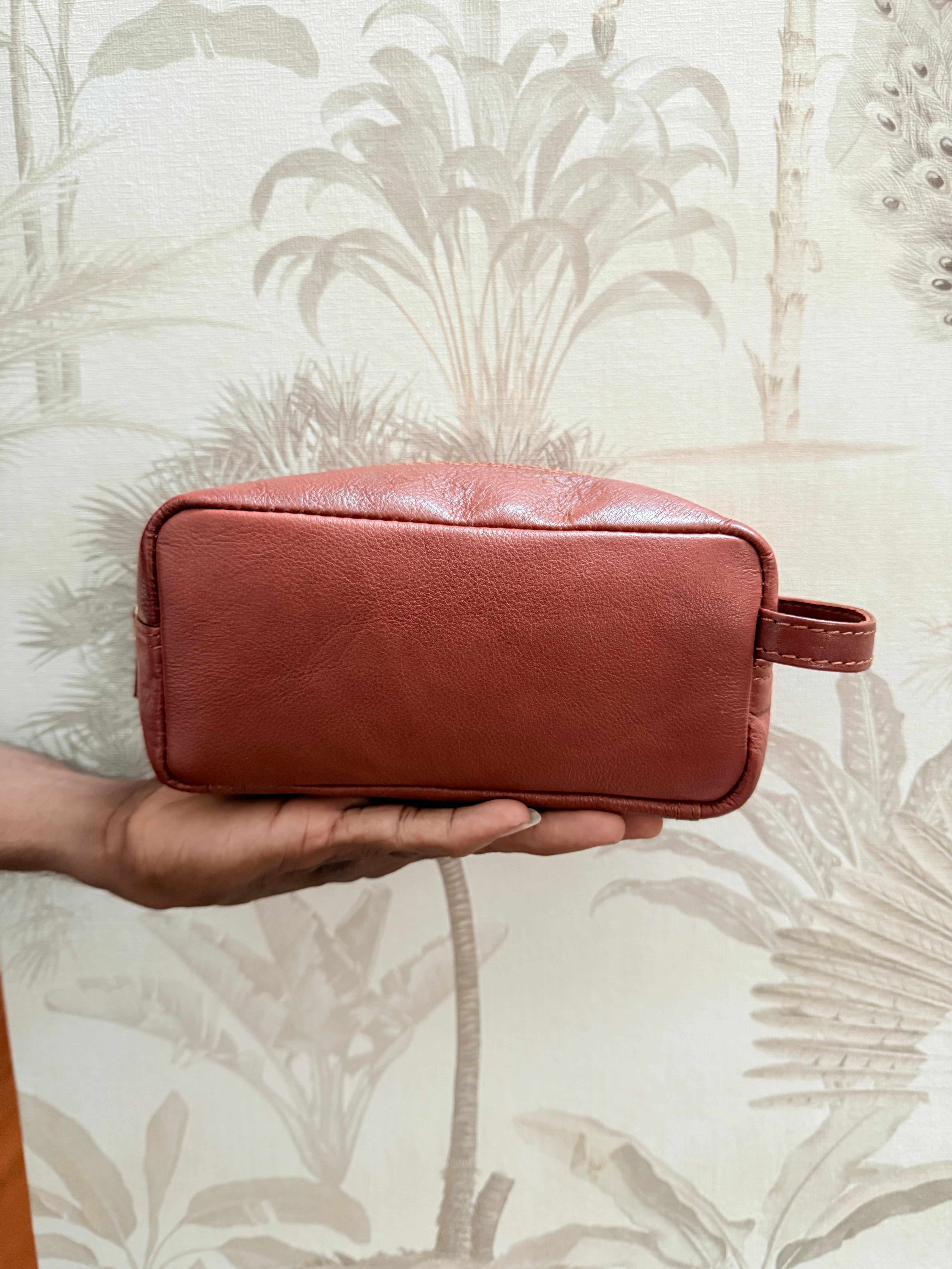 Essenza Travel Pouch