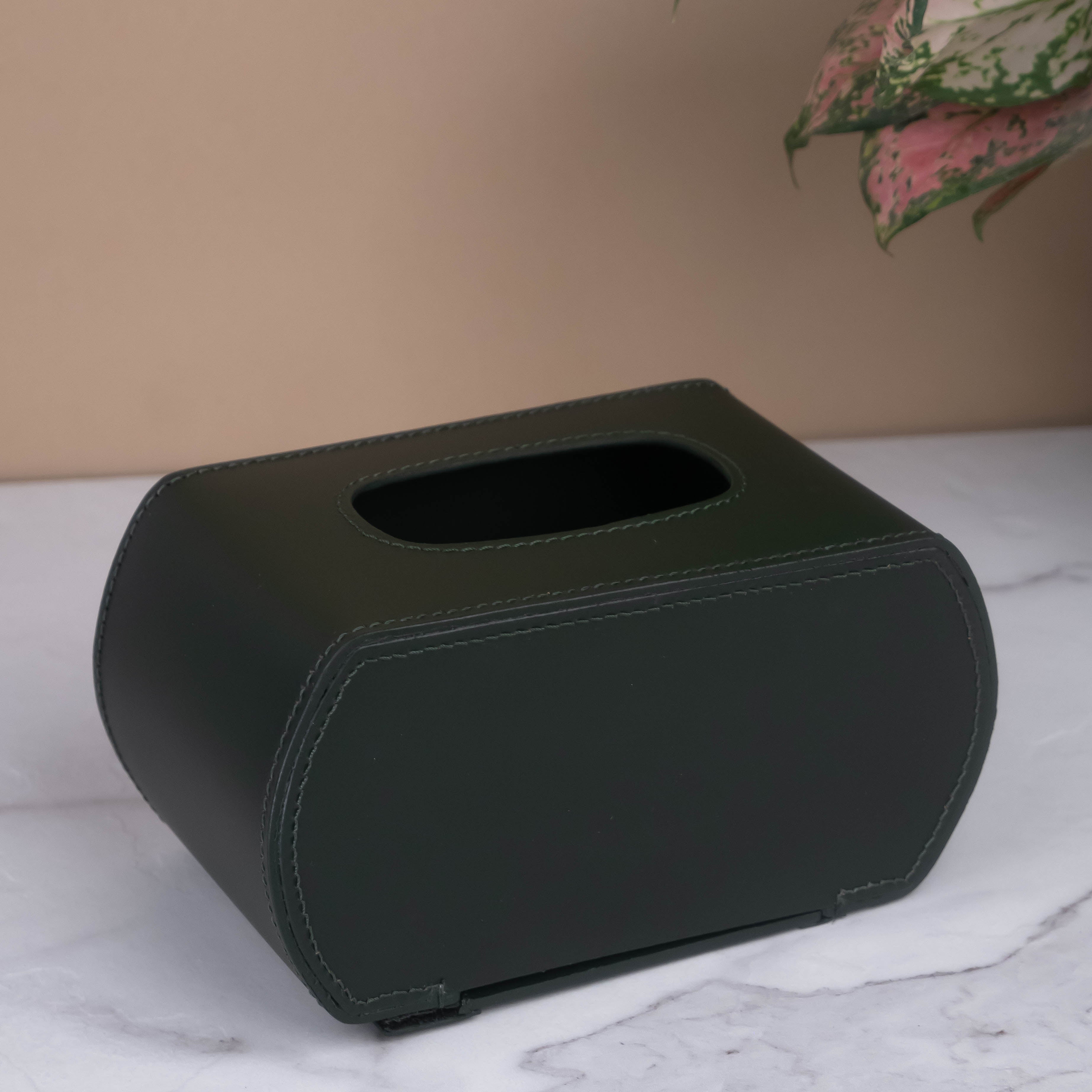 Tissue Box Rectangle - side curved